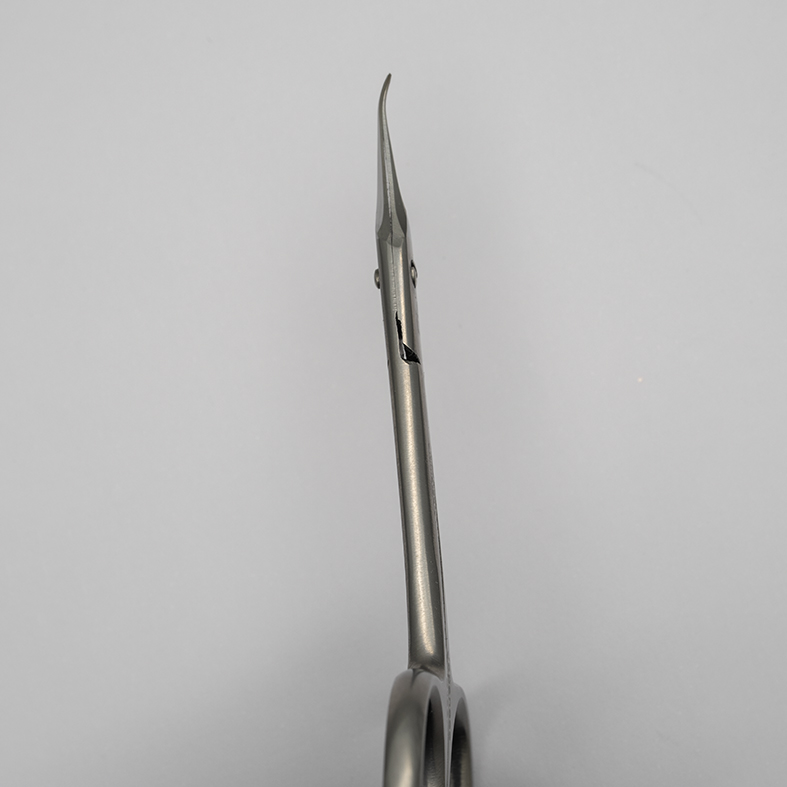 012 Ultimated Manicure Schaar